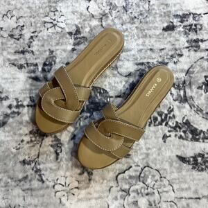 KAANAS Sandal Sz 10
